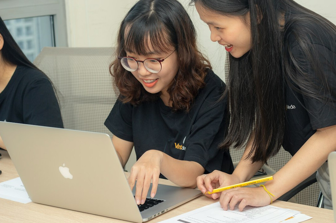 group of students learning together